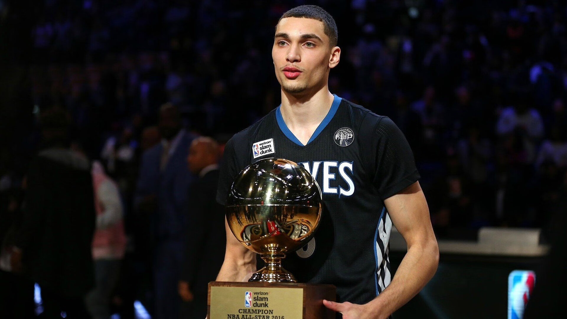 逆境求生：那些在绝望中逆转逆袭的球队故事，逆境中求生,绝境中成长